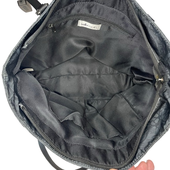 SAKROOTS Easy Clean Shoulder Bag With Paisley Design Black & Grey 11" Drop - Picture 10 of 16